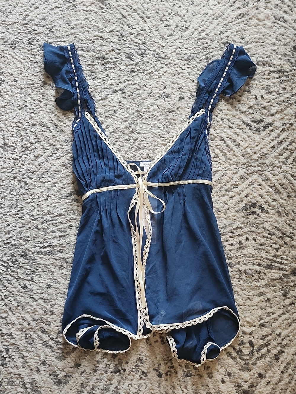 NWT UO Kimchi Blue Navy Tie Front Sheer Tank Top Size Medium, Fits Like Small